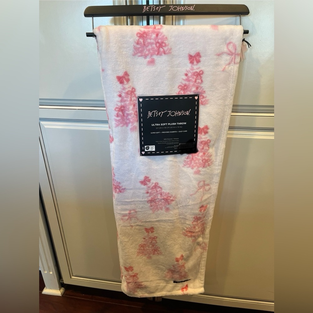 Betsey Johnson Pink and Cream Christmas Tree Plush Blanket Throw